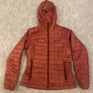 Patagonia Women’s Small Nano Puff Hoody Jacket